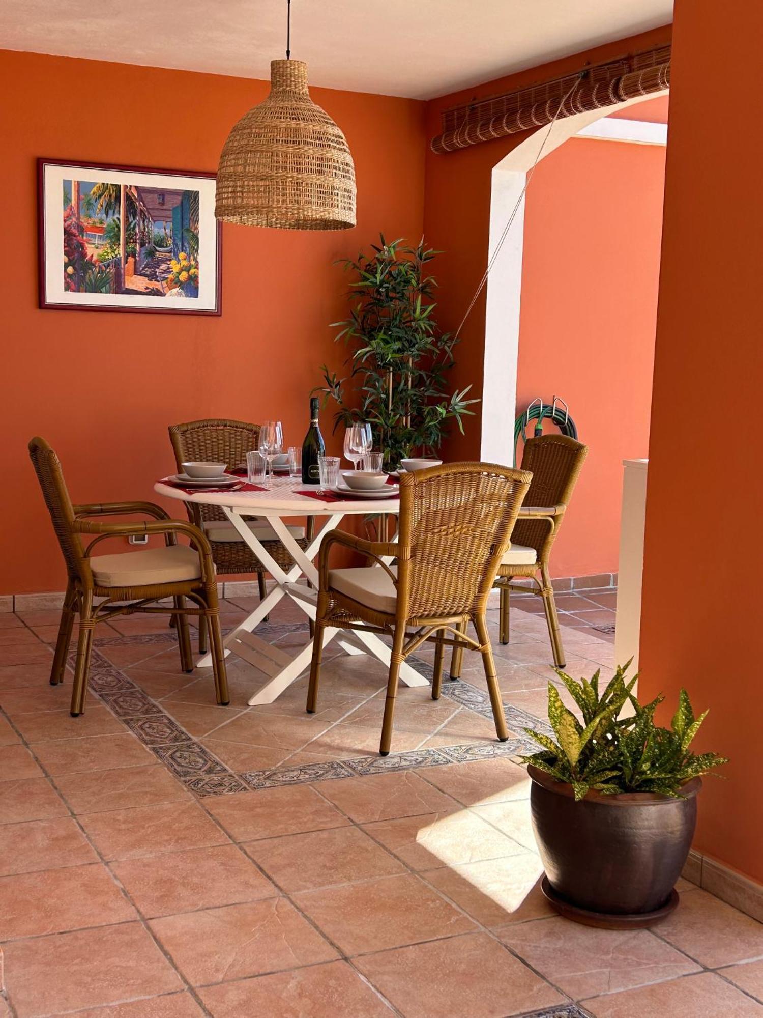 Playa Del Duque-Amazing Views 2 Bedroom Costa Adeje (Tenerife) Exterior foto